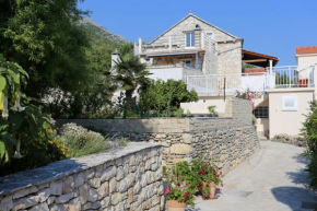 Family friendly apartments with a swimming pool Kuciste - Perna, Peljesac - 10143